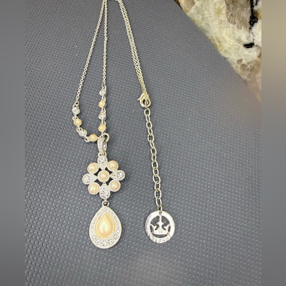 Vintage Crown Trifari Pearl Rhinestone Early 20th Century Necklace - Picture 8 of 10